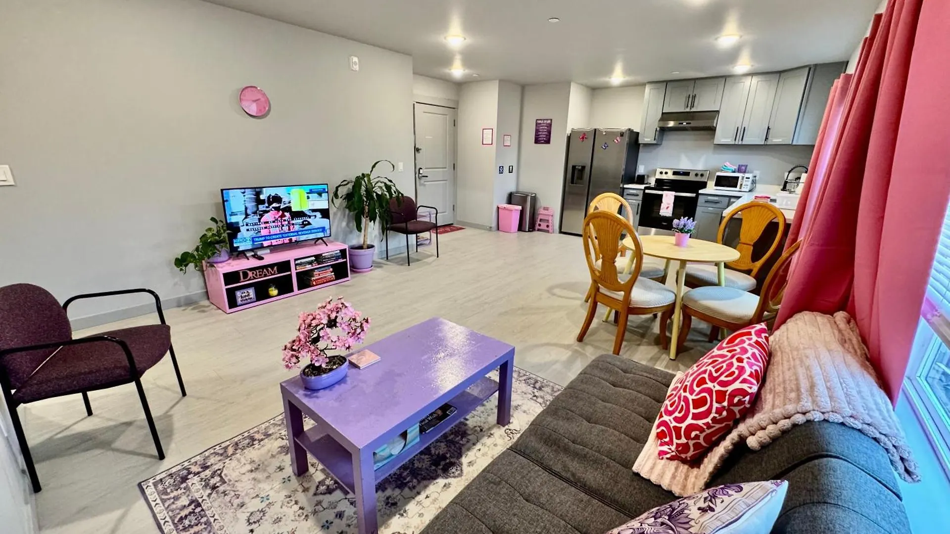 Seattle Alki Oasis: Modern Apartment Near Beach & Downtown 0*,